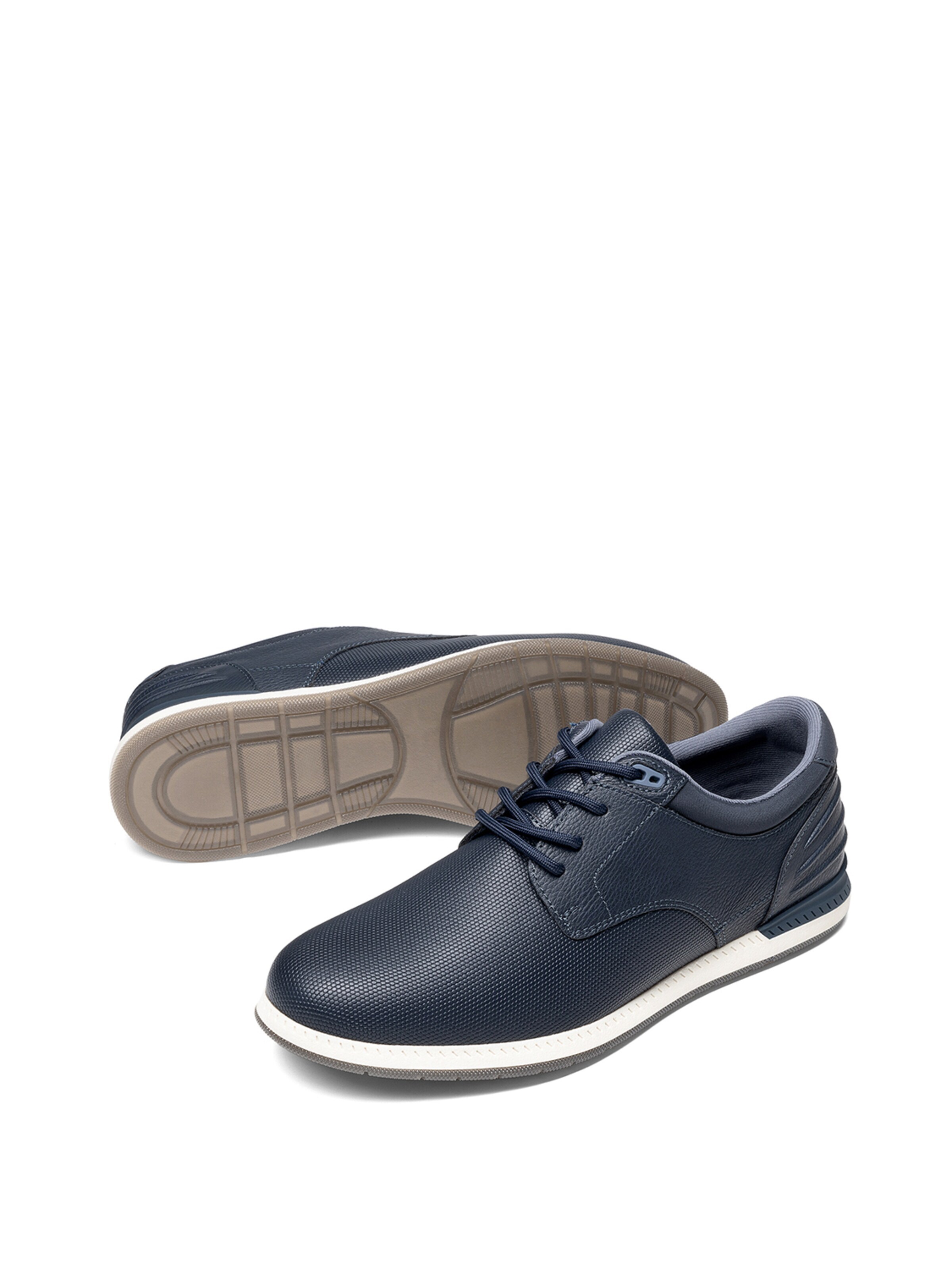 Scarpa stringata di Bruno Marc in blu