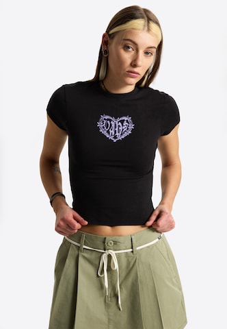 VANS T-shirt 'Barbed Heart' i svart: framsida