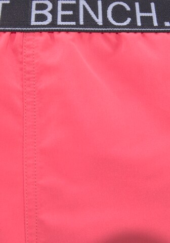 BENCH Badeshorts in Pink