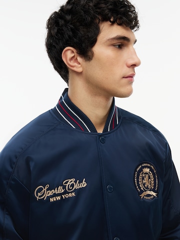 Tommy Jeans Демисезонная куртка 'SOUVENIR' в Синий