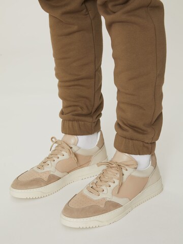 DAN FOX APPAREL Platform trainers 'Enzo' in Beige: front