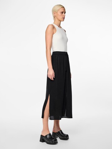 PIECES Skirt 'PCPIA' in Black