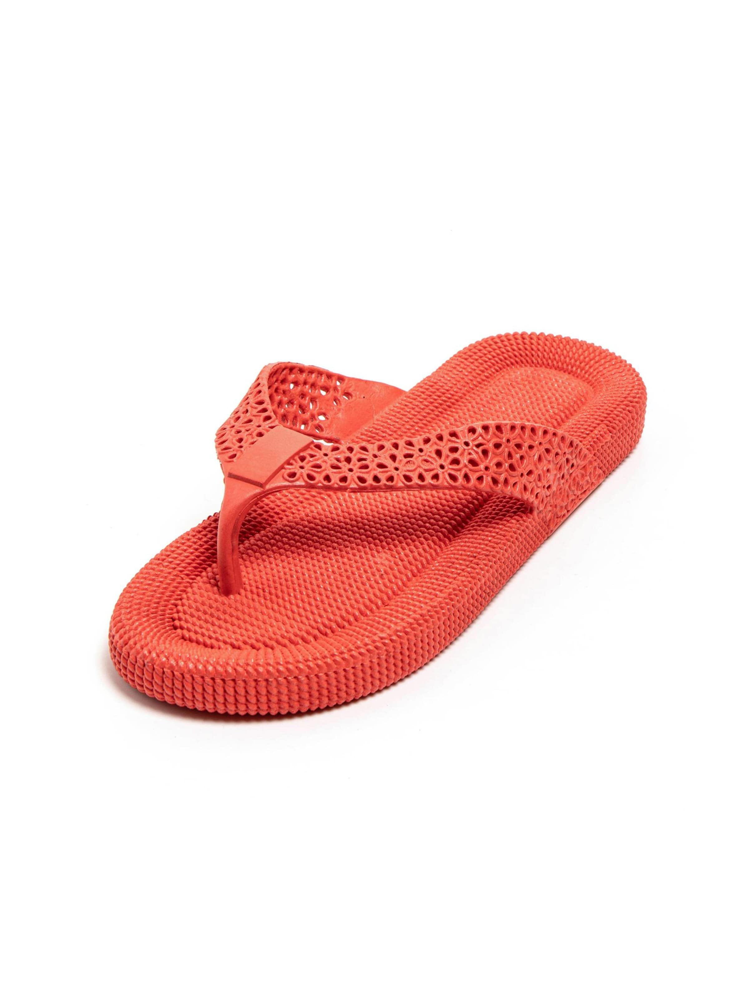 Brasileras T-Bar Sandals 'Flopee' in Red: front