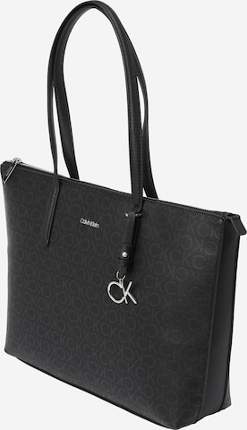 Calvin Klein Poodlemiskott 'MUST', värv must