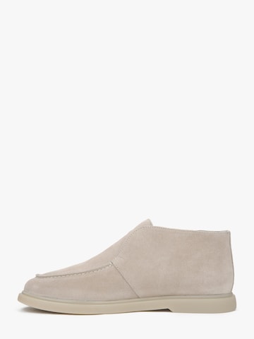Estro Mocassins in Beige