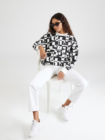 Sweat-shirt Monki en blanc