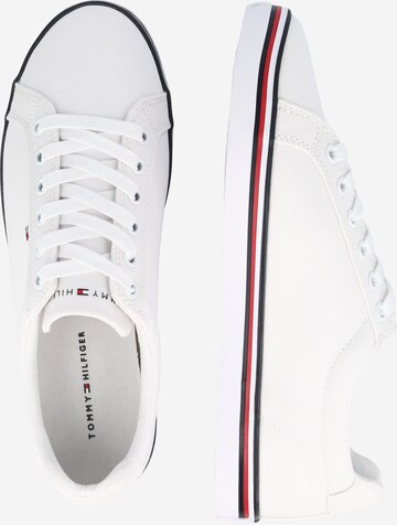 TOMMY HILFIGER Sneaker in Weiß