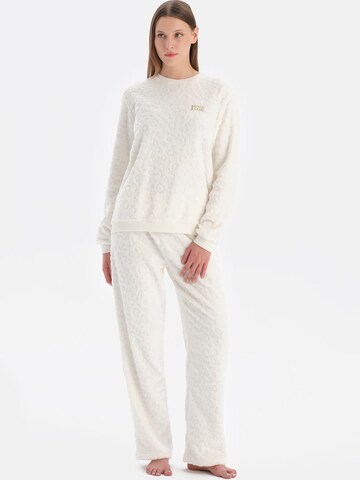 Dagi Πιτζάμα σε μπεζ: μπροστά