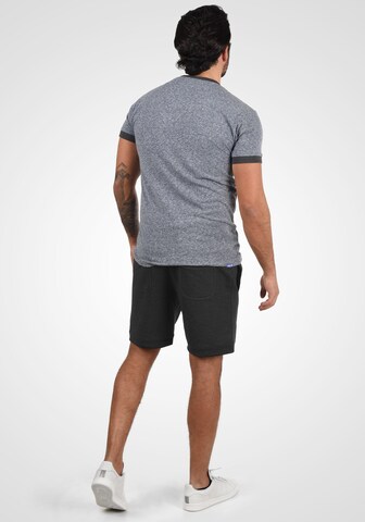 !Solid Regular Sweatshorts in Grau