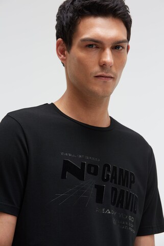 CAMP DAVID Shirt in Black