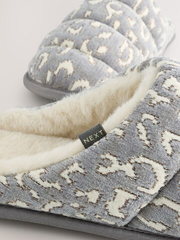 Pantoufle Next en gris