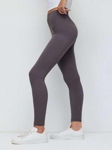 No Matter What Skinny Leggings in Grau