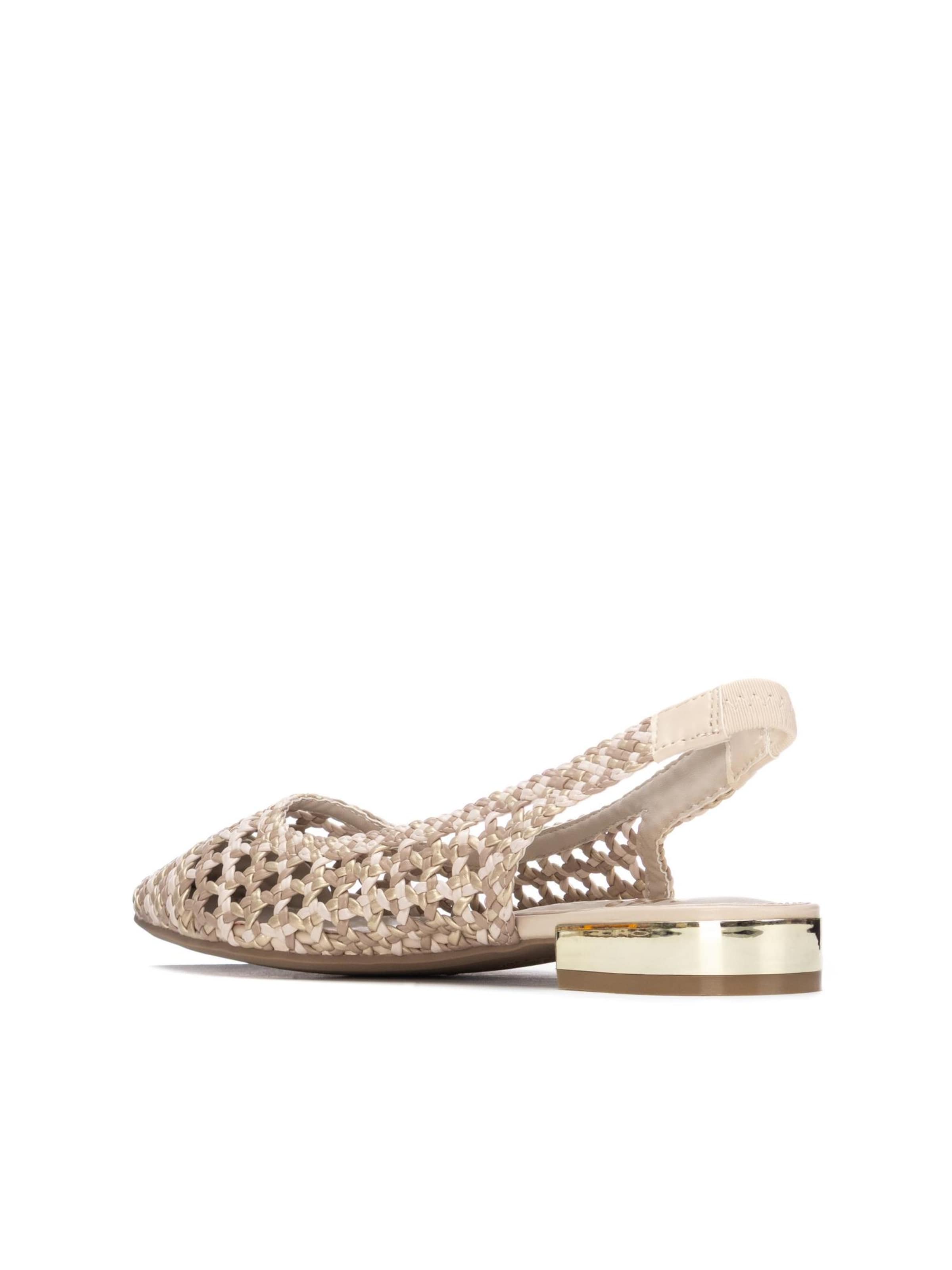 Xti Sandals in Beige