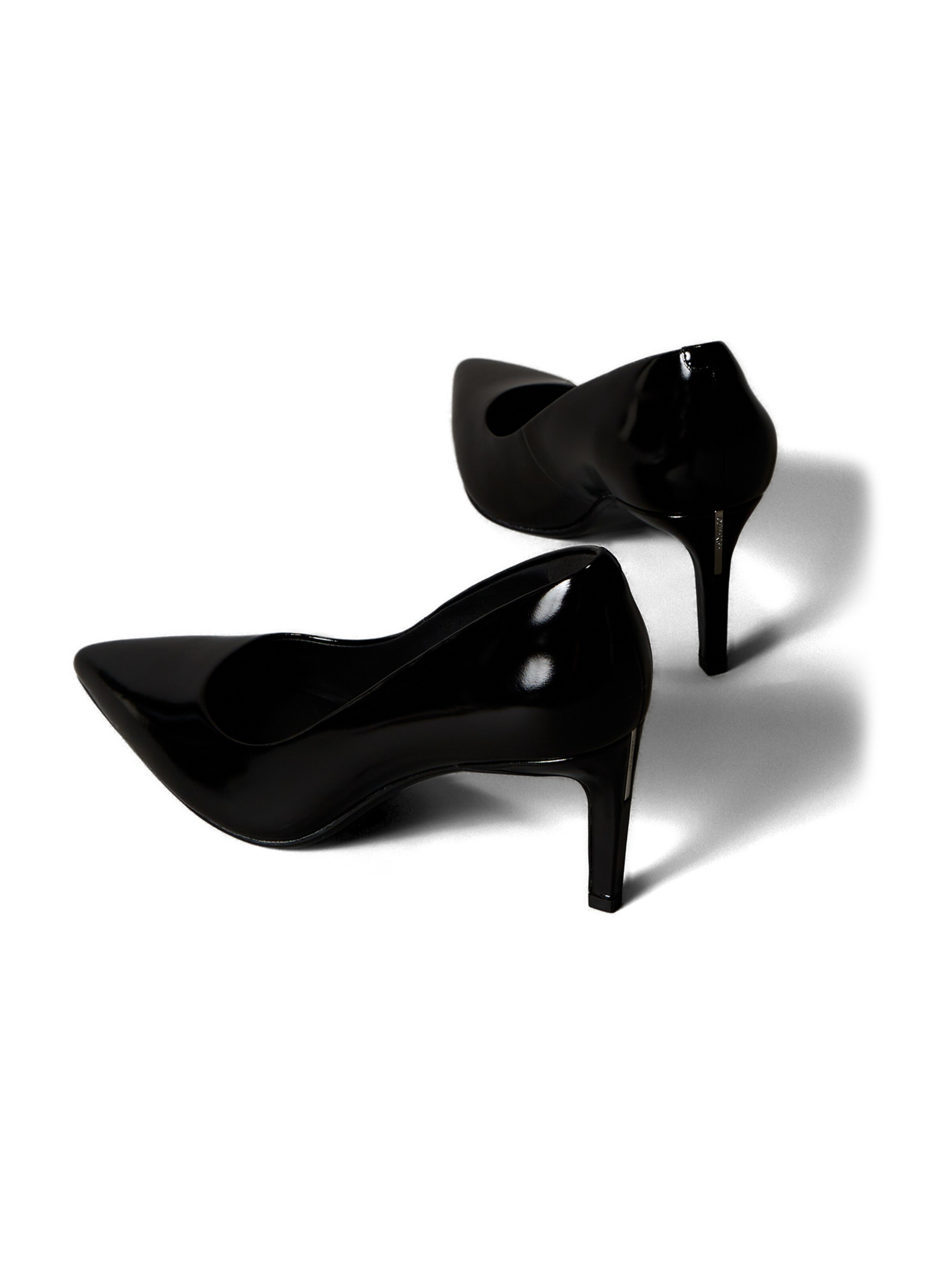 juoda Calvin Klein Vakariniai bateliai 'ESS 70'