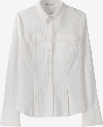 Bershka Blouse in Wit: voorkant