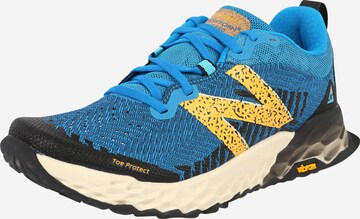 Chaussure de course 'Hierro' new balance en bleu : devant