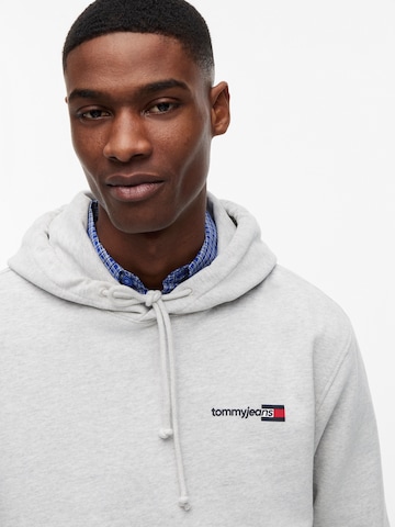 Tommy Jeans Collegepaita 'ENTRY DNA' värissä harmaa