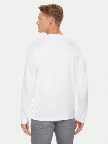 Maglietta di GUESS in bianco