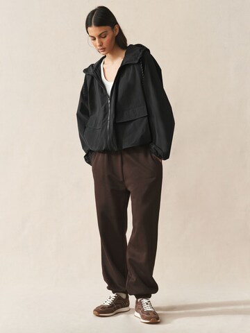 Next Prehodna jakna | črna barva