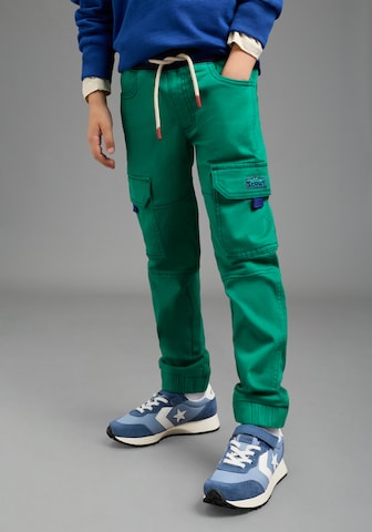 SCOUT Regular Hose in Grün: Vorderseite