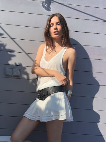 Jupe Bershka en blanc