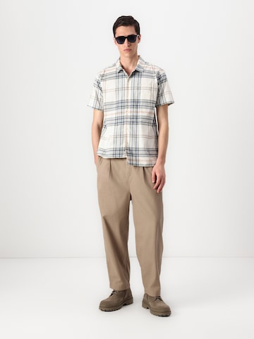 Barbour Regular fit Button Up Shirt 'Berryfell' in White