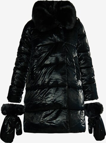 faina Winter Coat in Black: front