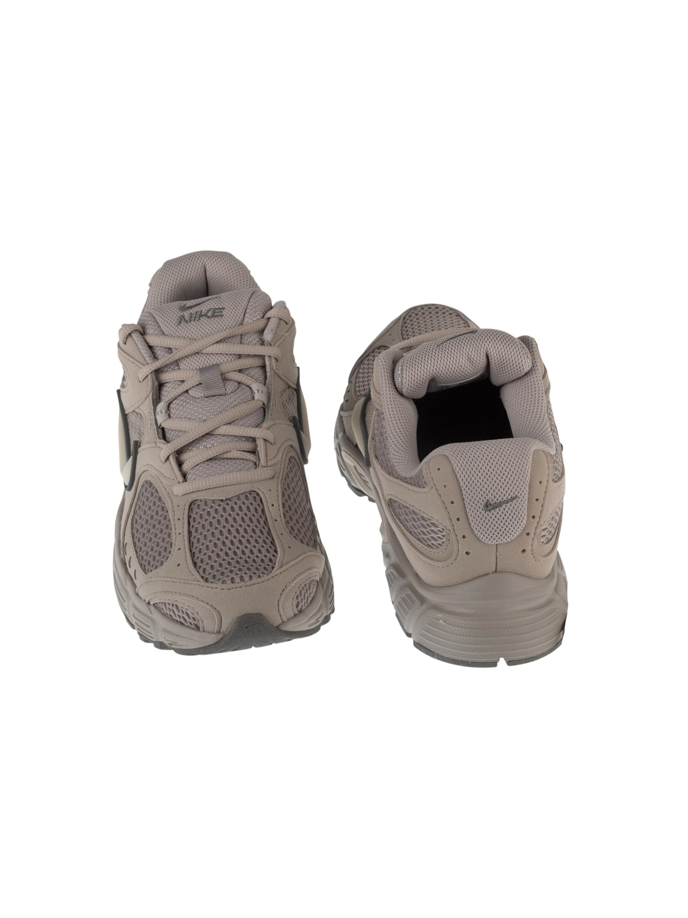 NIKE Platform trainers 'Nike V5 RNR' in Grey