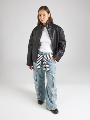 Carhartt WIP Tričko 'Philipa' – bílá