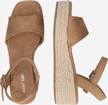 ABOUT YOU Sandal 'Valentina' in Brown