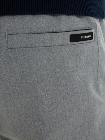 Regular Pantalon chino 'Stone Dual' CHASIN' en gris