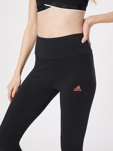 ADIDAS SPORTSWEAR Skinny Παντελόνι φόρμας 'Essentials' σε μαύρο