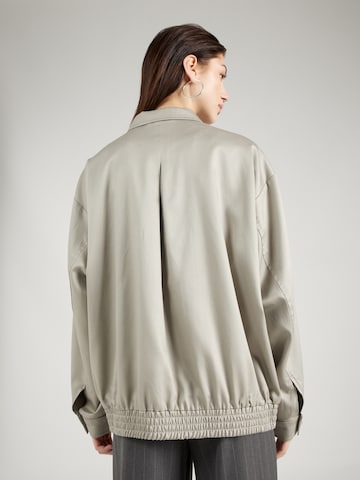 WEEKDAYPrijelazna jakna 'Klara' - smeđa boja