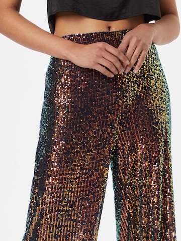 Wide leg Pantaloni de la Warehouse pe maro