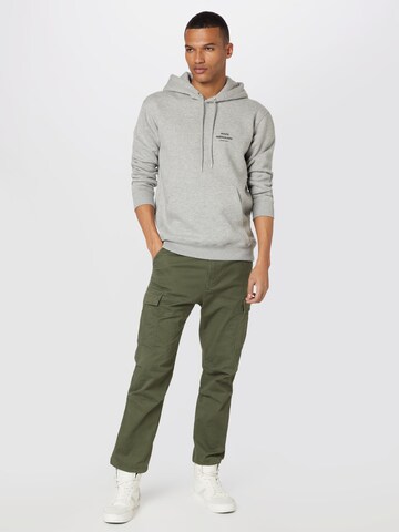 MADS NORGAARD COPENHAGEN Sweatshirt in Grijs