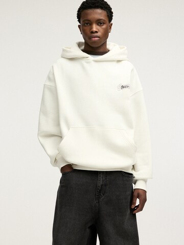 Sweat-shirt 'STWD' Pull&Bear en blanc
