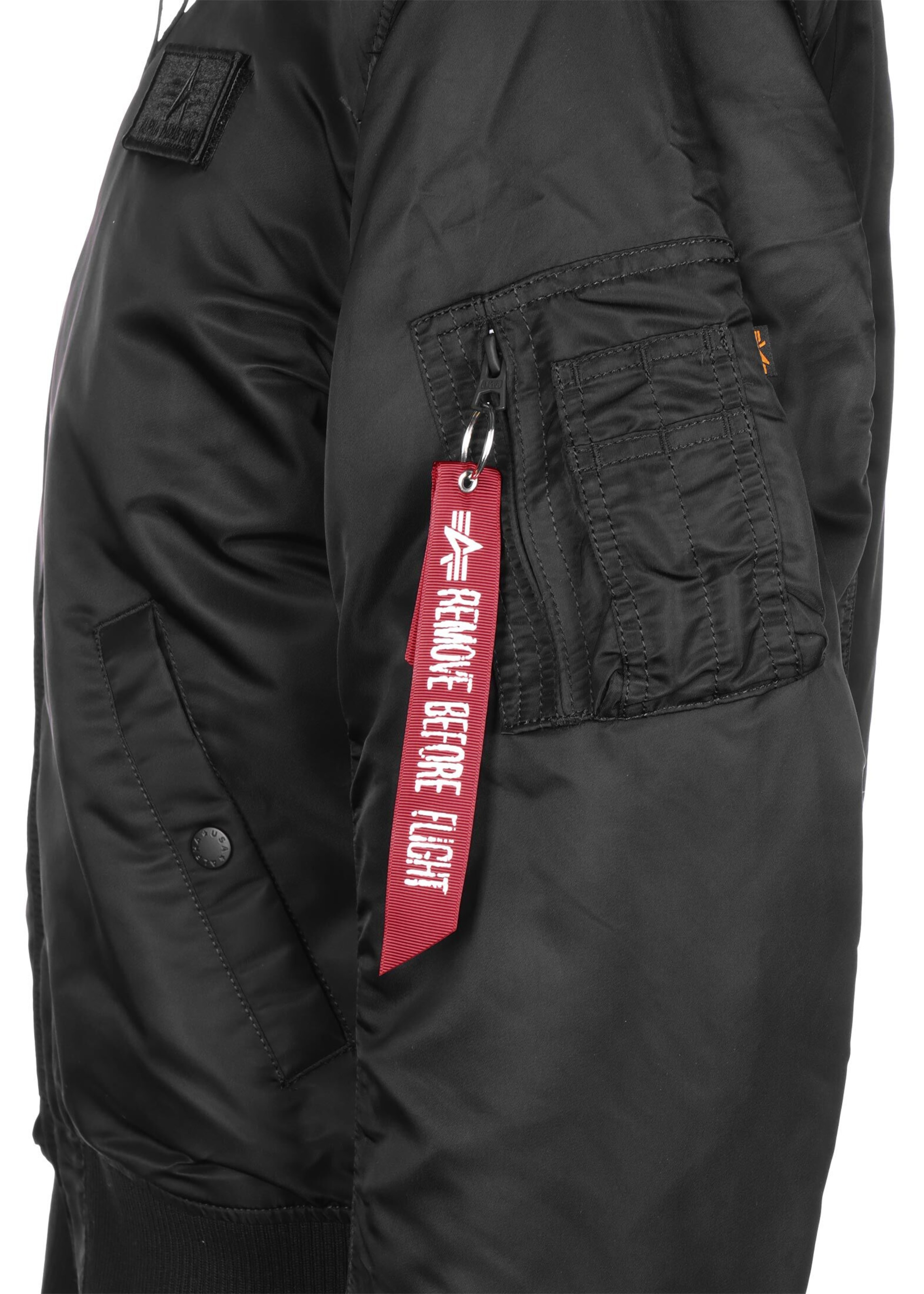 ALPHA INDUSTRIES Prechodná bunda 'MA-1 ZH' - Čierna
