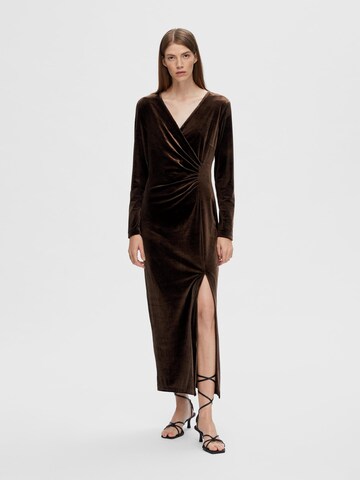 SELECTED Kleid in Braun