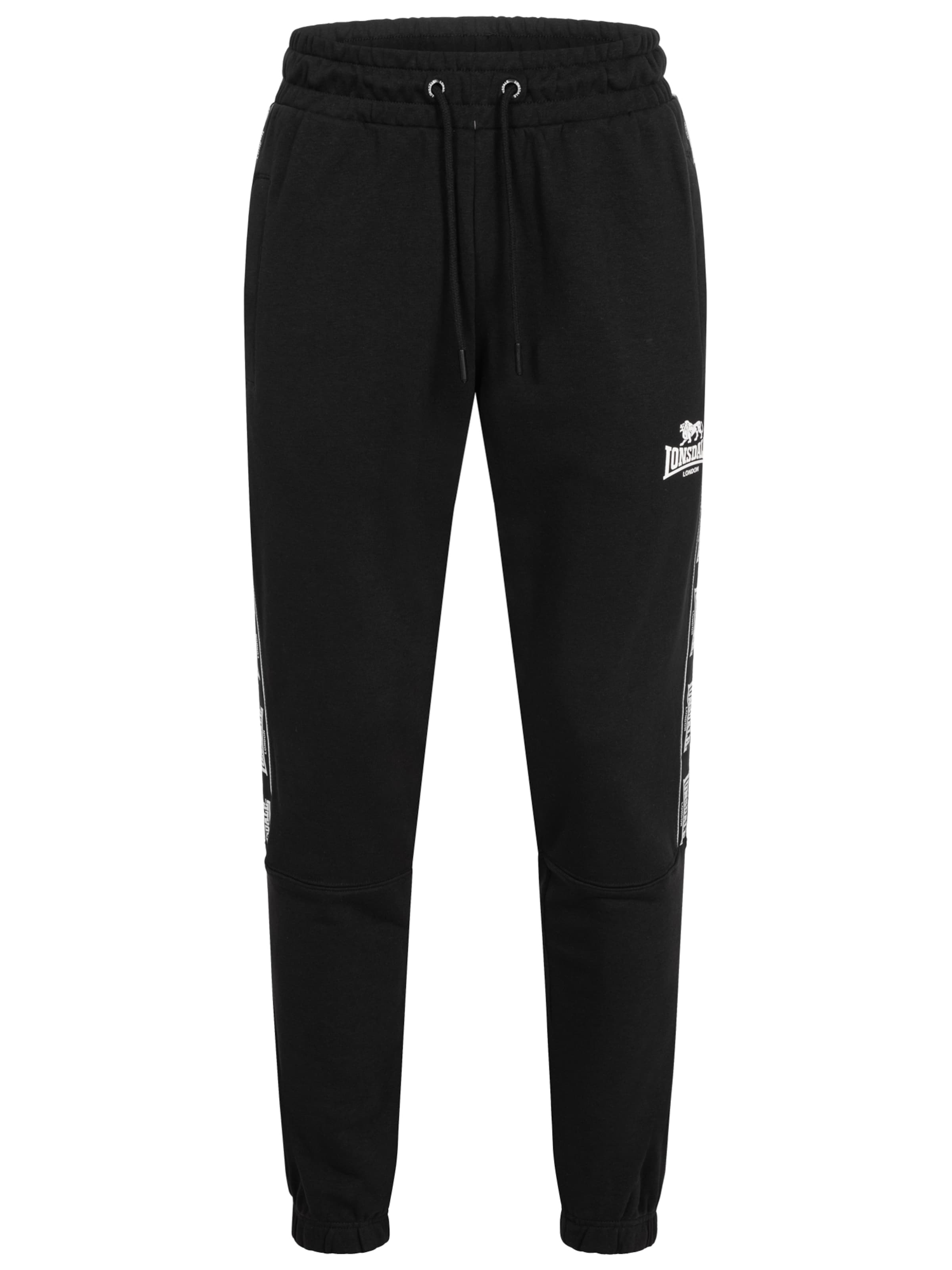 LONSDALE Конический (Tapered) Спортивные штаны 'Grutness' в Черный: спереди