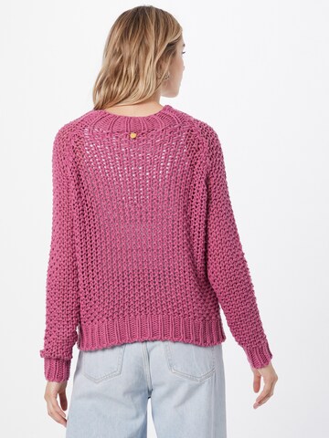 Freebird Pullover in Pink