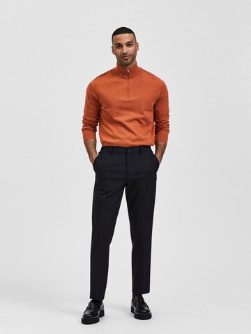 Regular Pantaloni eleganți de la SELECTED HOMME pe negru