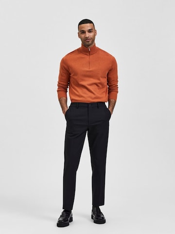 SELECTED HOMME Regularen Chino hlače | črna barva