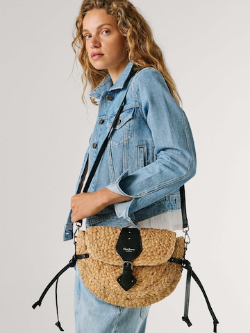 Pepe Jeans Schultertasche 'Saddie Coast' in Schwarz: Vorderseite