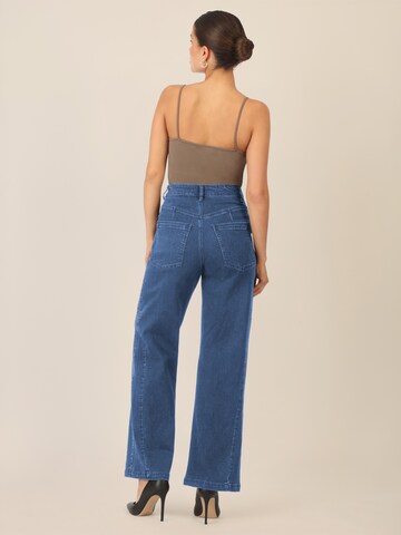 APART Flared Jeans in Blau
