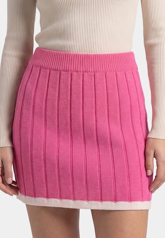 MYMO - Falda en rosa