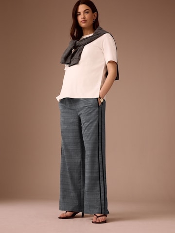 Wide leg Pantaloni di Next in grigio