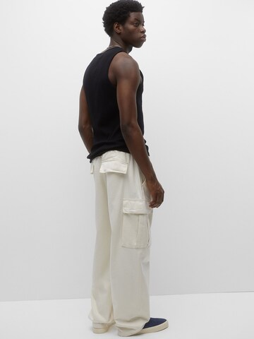 Pull&Bear Loose fit Cargo Jeans in Beige