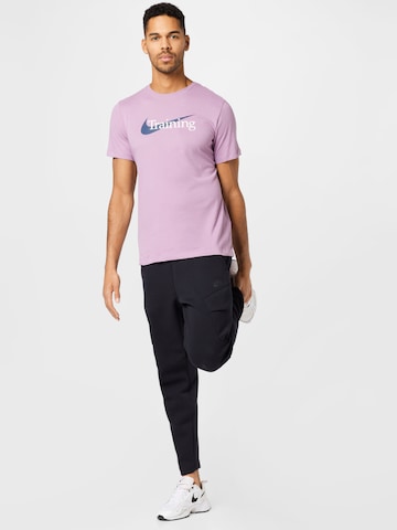 NIKE - Regular Fit Camisa funcionais em roxo