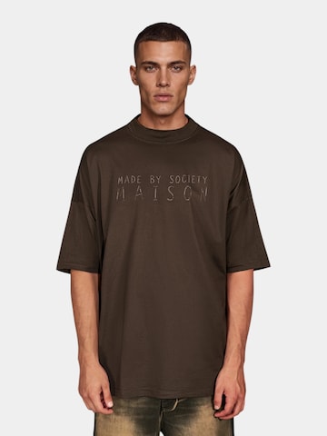 Maglietta 'L’Essentiel T-Shirt - T17471' di Made By Society in marrone: frontale