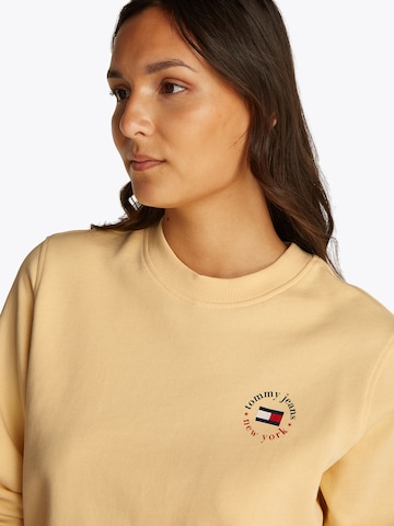 Felpa 'ESSENTIAL' di Tommy Jeans in giallo